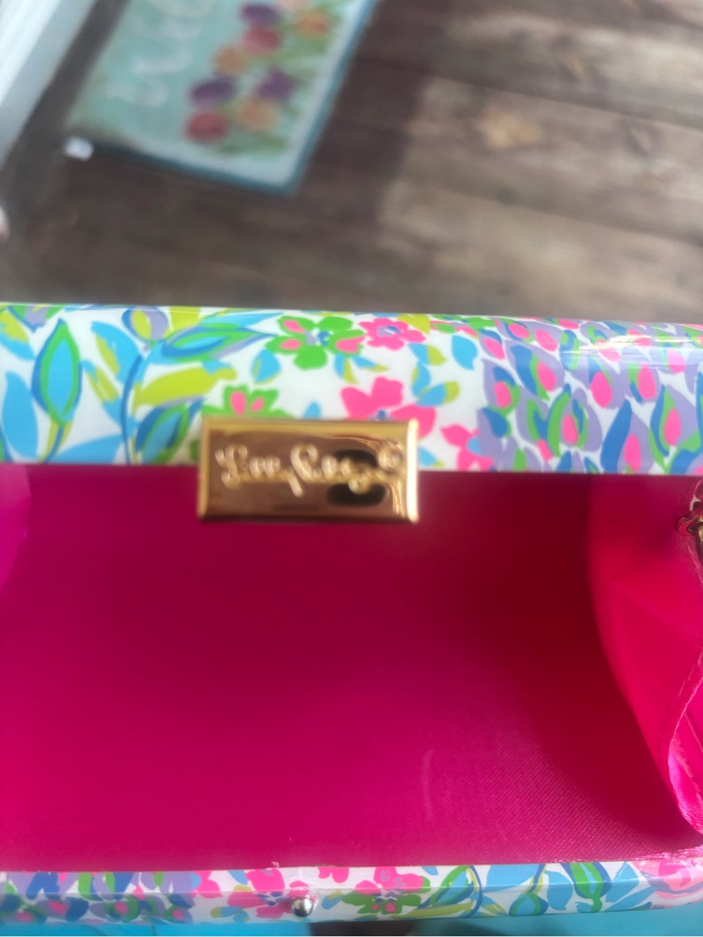 Lilly Pulitzer Floral Multi-Color Gold Chain Clutch Hard Shell - Picture 3 of 4